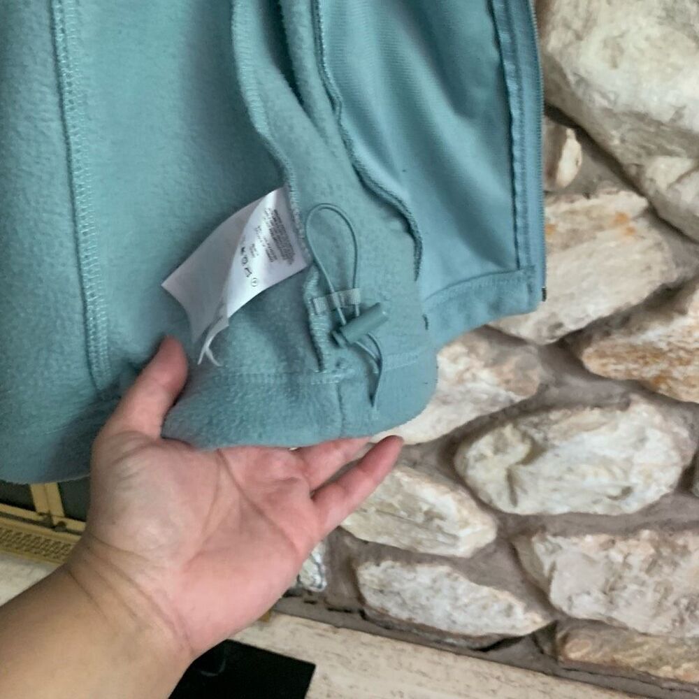 Columbia fleece  - Picture 10 of 11